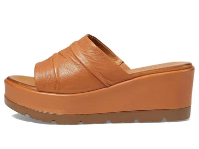 Spring Step Allerton In Brown