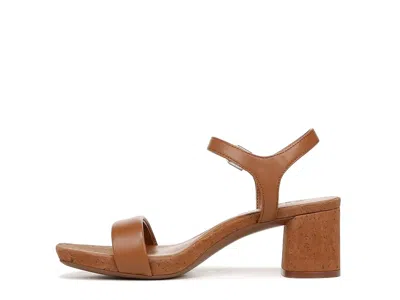 Naturalizer Izzy Ankle Straps In Brown