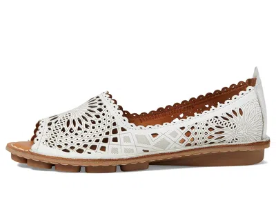 Spring Step Brandal Slipon In White