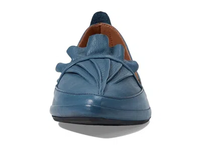 Spring Step Established In Blue