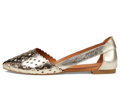 Spring Step Delorse In Gold