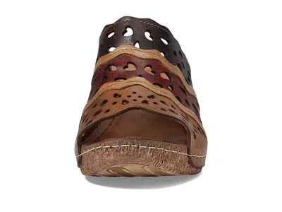 Spring Step Footy In Brown