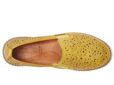 Spring Step Jookin In Yellow