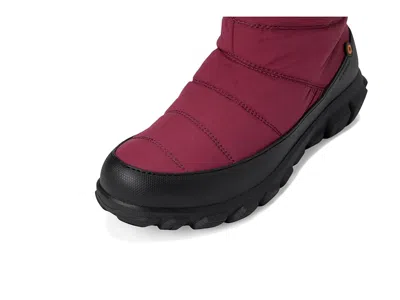 Bogs Cedar Quilt In Burgundy