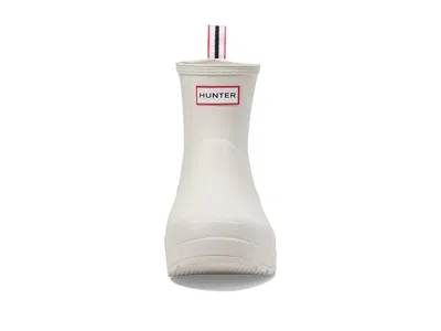 Hunter Play Short Boot In White