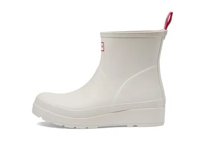 Hunter Play Short Boot In White