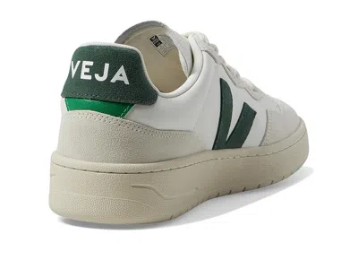 Veja V-90 In White