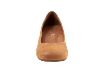 Softwalk Lynn Pump In Brown