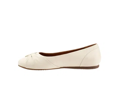Softwalk Sofia Ballet Flat In White