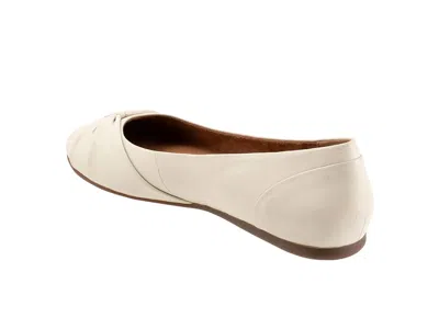 Softwalk Sofia Ballet Flat In White