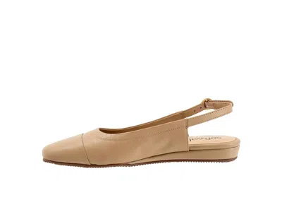 Softwalk Wide Width Vittoria Sandal In Brown