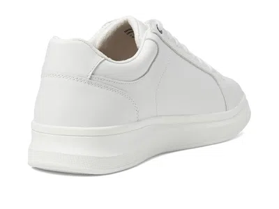 Aldo Darren In White