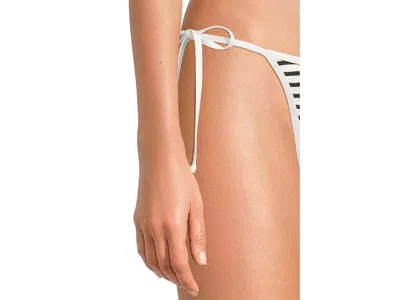 L*space Levy Bottom Bitsy