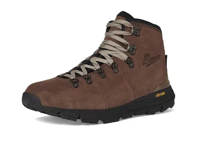 Danner Mountain 600
