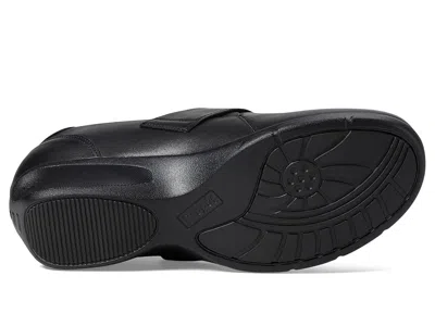 Propét Wallis In Black