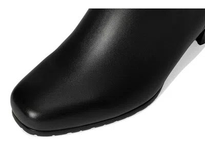 David Tate Corona In Black