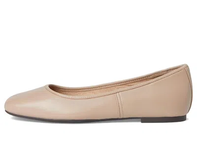 Vionic Orinda Square Toe Flat In Neutral