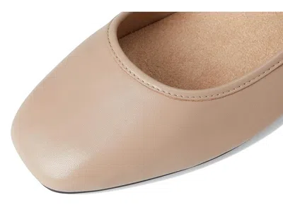 Vionic Orinda Square Toe Flat In Neutral