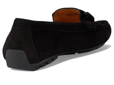 Vaneli Aiker In Black