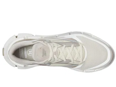 Reebok Floatzig 1 Running Shoe In Neutral