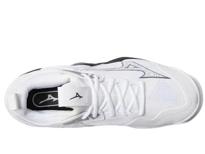Mizuno Wave Momentum 3 In White