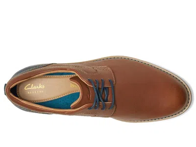 Clarks Monahan Plain In Brown