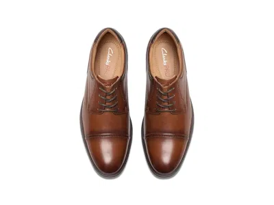 Clarks Eldredge Cap In Brown