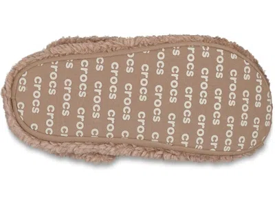Crocs Classic Cozzzy Slipper In Mushroom