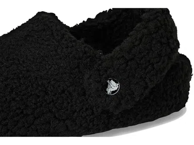 Crocs Unisex Classic Cozzzy Slipper In Black