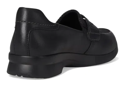 Clarks Ellowyn Penny In Black