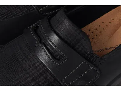 Clarks Ellowyn Penny In Black