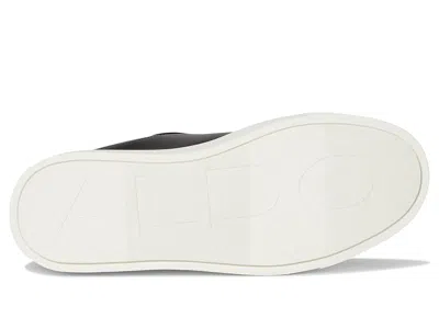 Aldo Perlah In Black