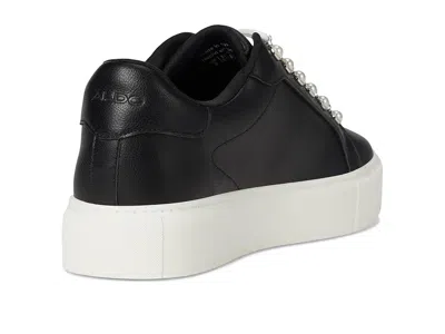 Aldo Perlah In Black