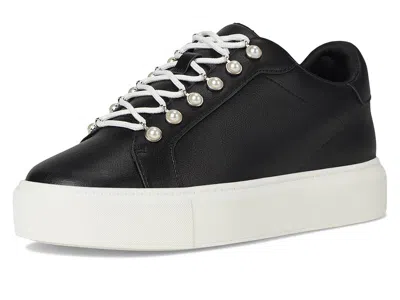 Aldo Perlah In Black