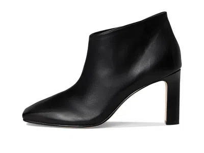 Bernardo Garda In Black