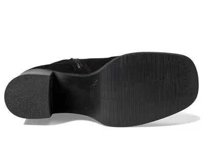 Eric Michael Alice In Black