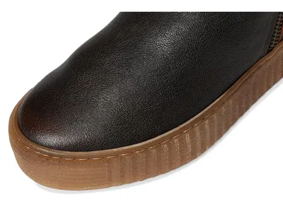 Eric Michael Zelda In Brown