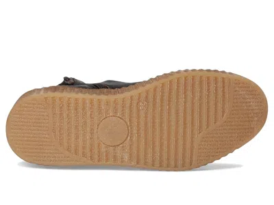 Eric Michael Zelda In Brown