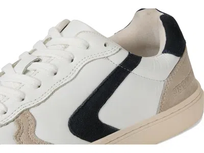 Steve Madden Centre In White