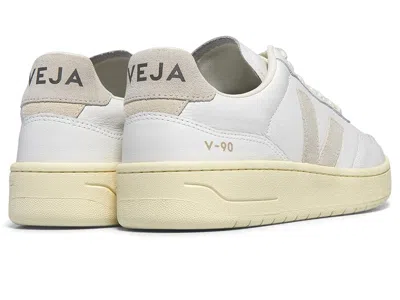 Veja V-90 In White
