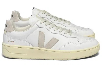 Veja V-90 In White