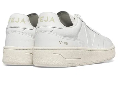 Veja V-90 In White