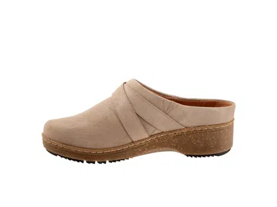 Softwalk Asmara In Brown