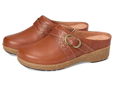 Softwalk Wide Width Asmara Clog In Brown