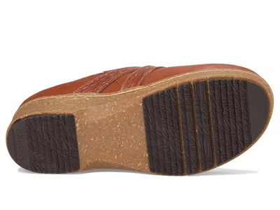 Softwalk Wide Width Asmara Clog In Brown