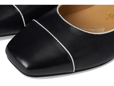 Trotters Harbor Flat In Black