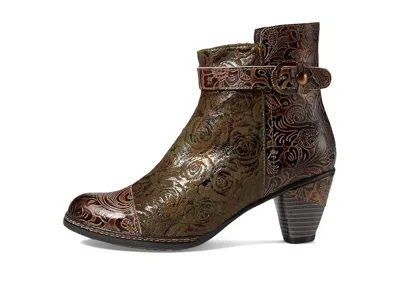 L'artiste By Spring Step Antilles In Multi