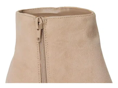 Steve Madden Willa Bootie In Neutral