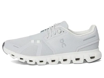 On Cloud 6 Sneaker In White