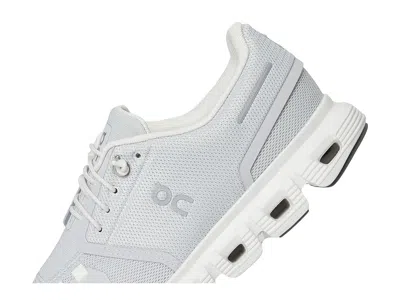On Cloud 6 Sneaker In White